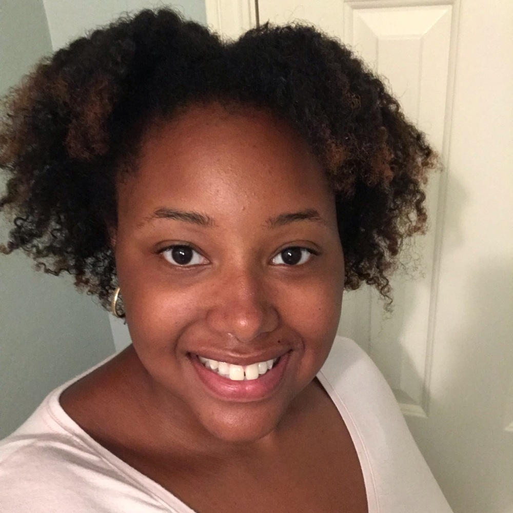 Meet your Posher, Mone